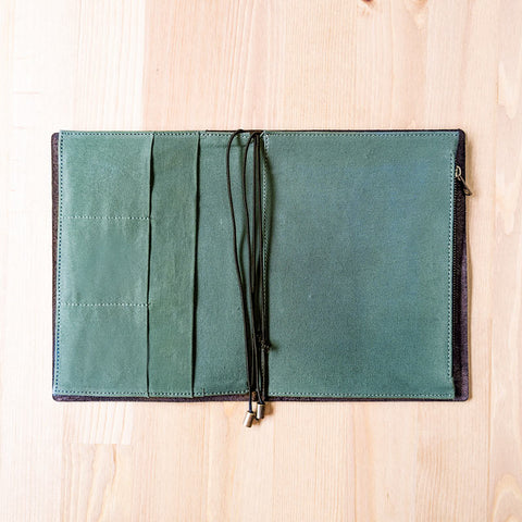 Pocket Inserts – The Black Canvas